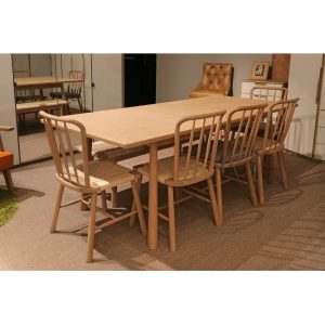 Carlton Furniture Cotswold Extending Dining Table | Shackletons