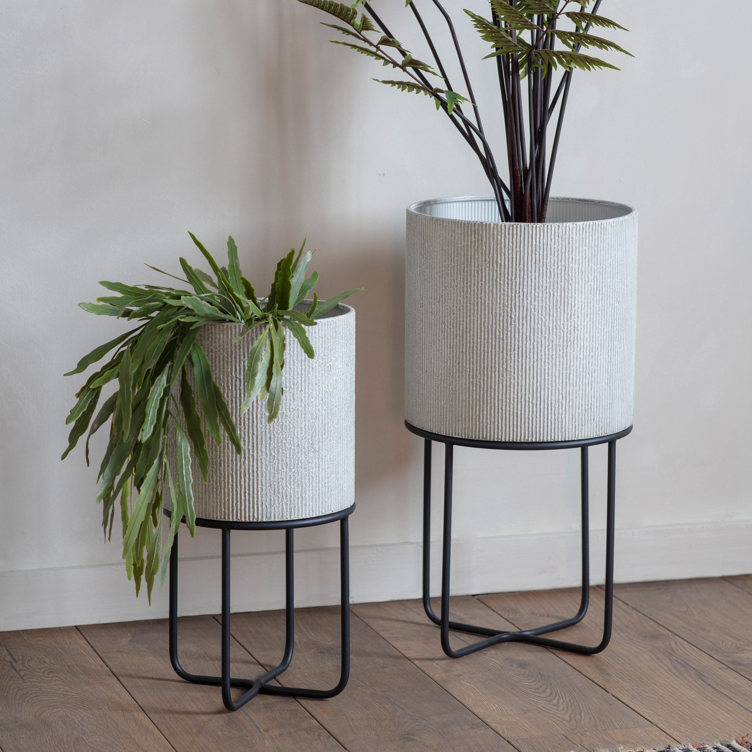 Gallery Direct Eda Metal Planter Set of 2 White