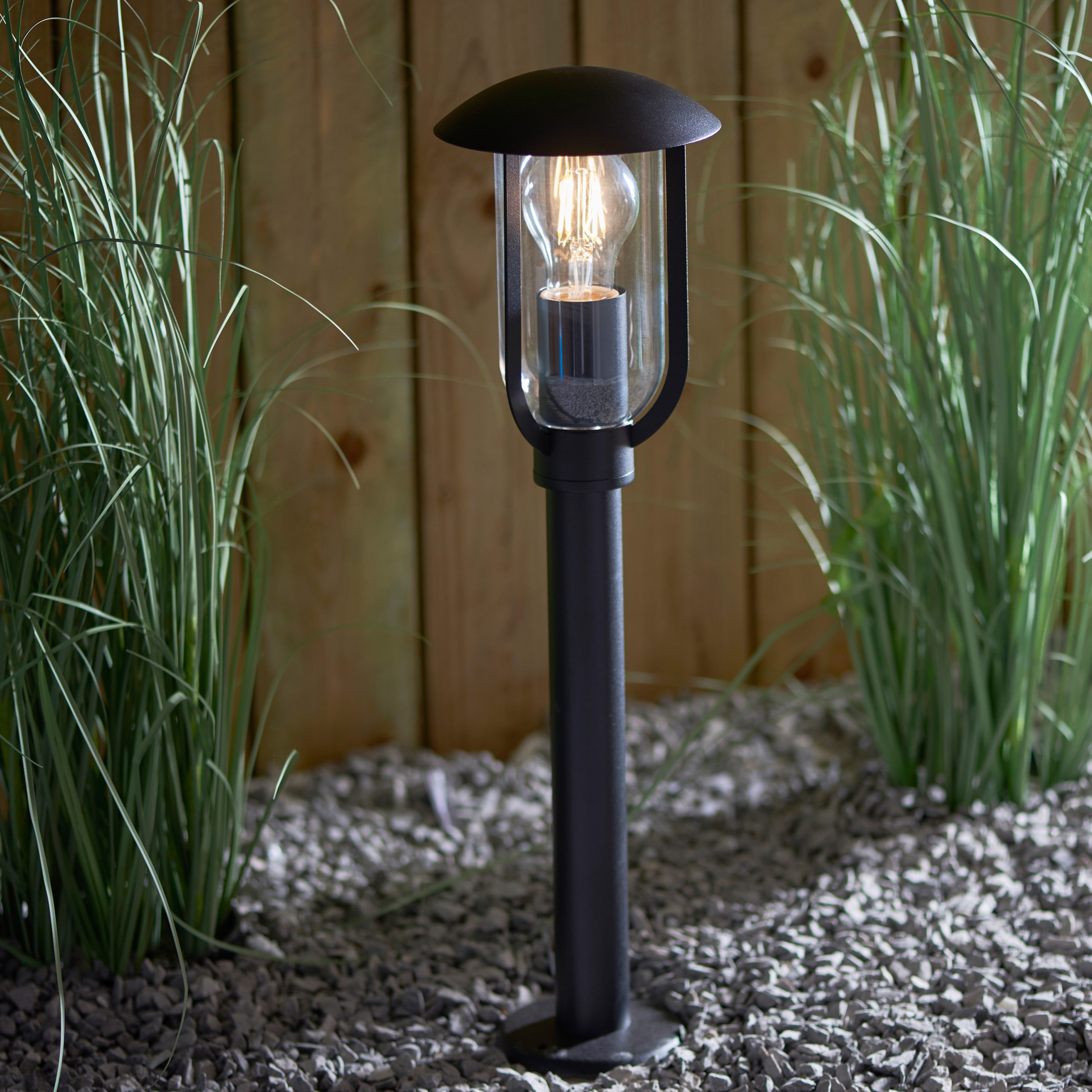 Gallery Direct Quinn Outdoor 1 Floor Light