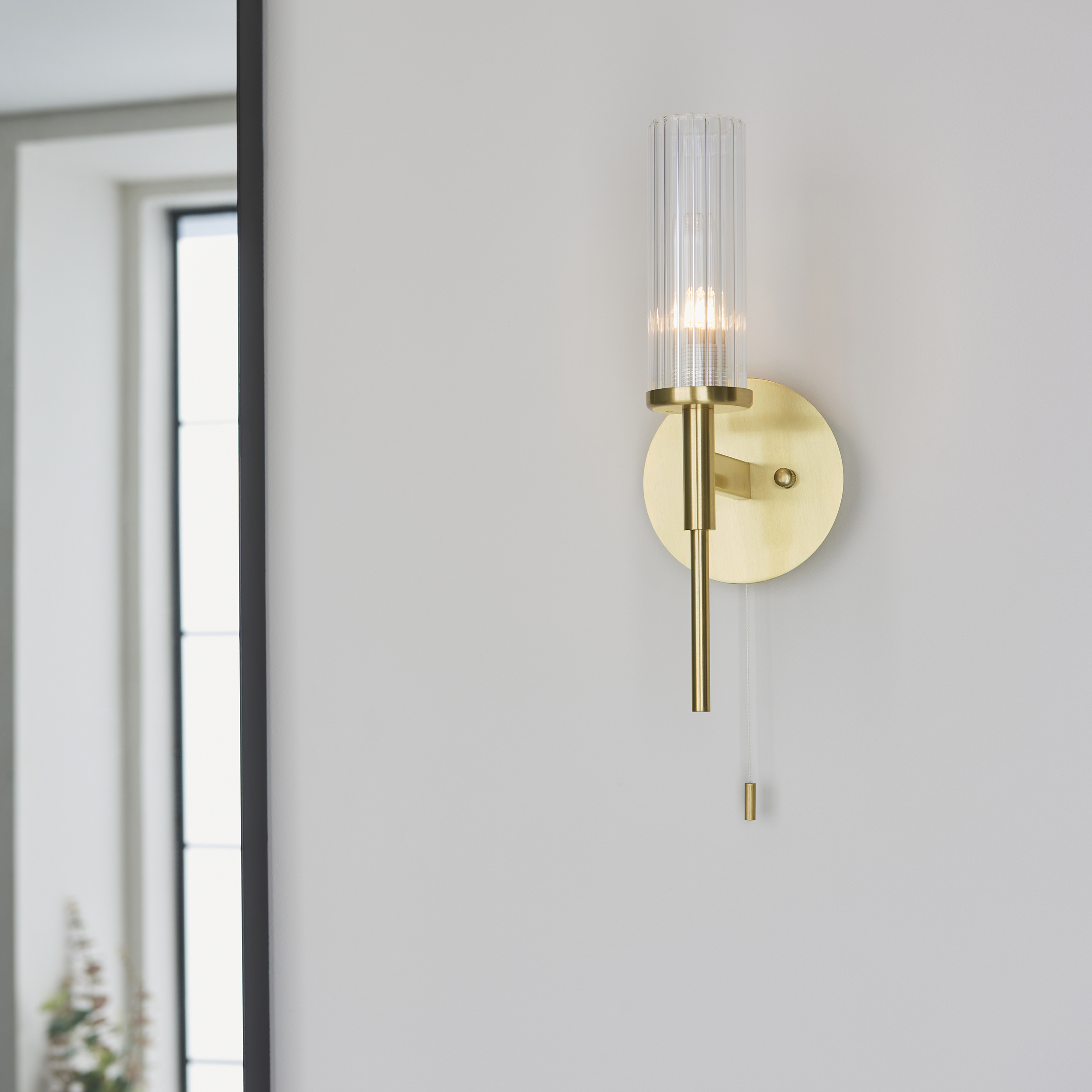 Gallery Direct Talo Bathroom 1 Wall Light Brass