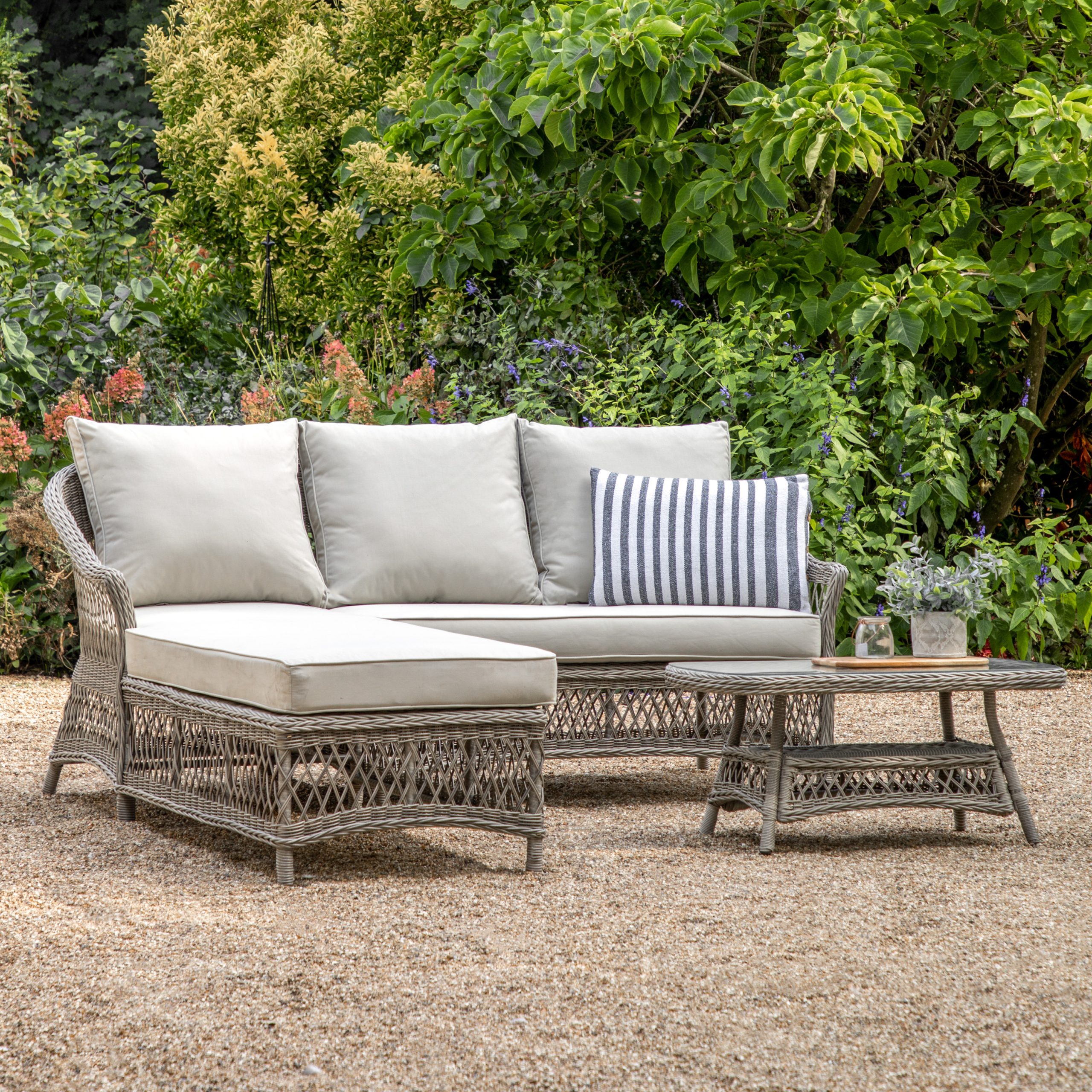 Gallery Outdoor Menton Chaise Set Stone