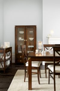 Laura Ashley Balmoral Extending Dining Table in Chestnut | Shackletons