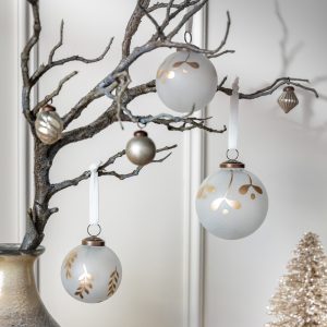 Gallery Direct Mistel Baubles White Gold Set of 6 | Shackletons