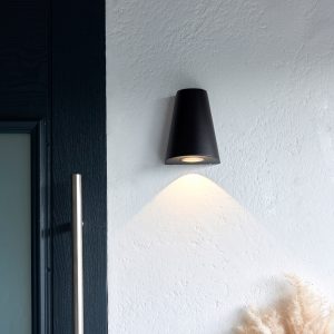 Gallery Direct Helm Outdoor 1 Wall Light | Shackletons